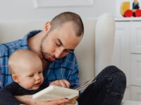 Screen Time Impact on Babies: Parental Guidelines