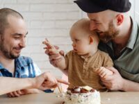 Baby-led Weaning: Pros and Cons