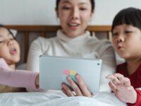 Transitioning from Digital Play to Real-World Activities with Toddlers