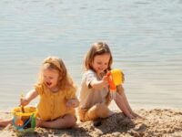 Beach Vacation Toddler Entertainment Tips