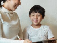 AI Learning Tools for Young Children: Parents’ Guide